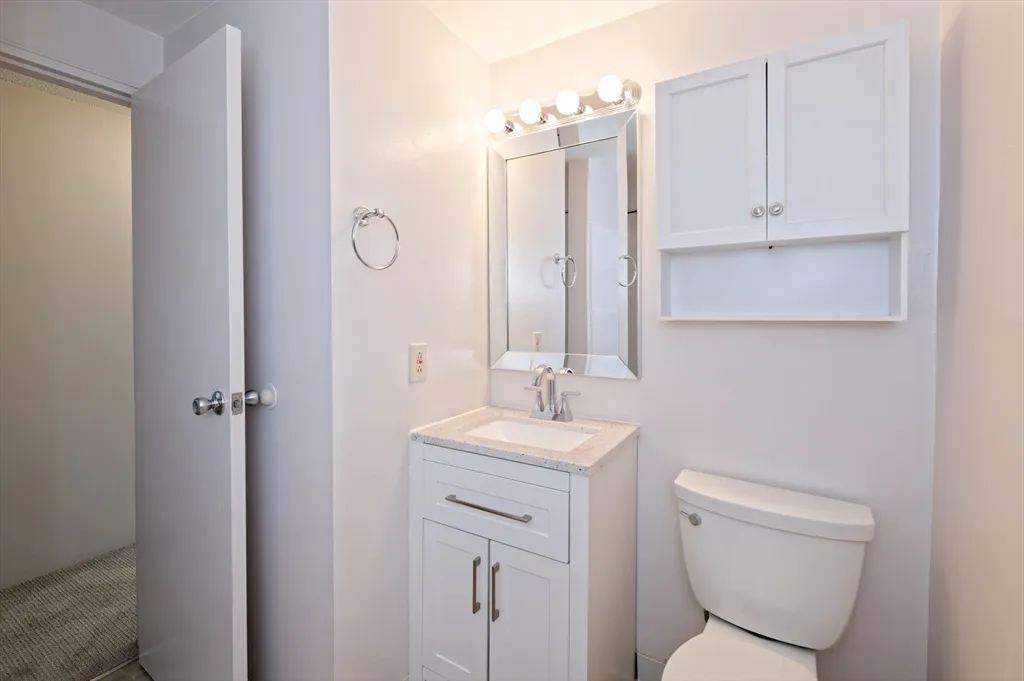 2 bed, 1 bath apartment for rent at 3 Post Oak Ln Unit 9, Natick — photo 22 of 30