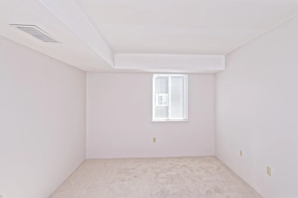2 bed, 1 bath apartment for rent at 3 Post Oak Ln Unit 9, Natick — photo 19 of 30