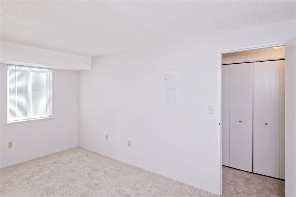 2 bed, 1 bath apartment for rent at 3 Post Oak Ln Unit 9, Natick — photo 18 of 30