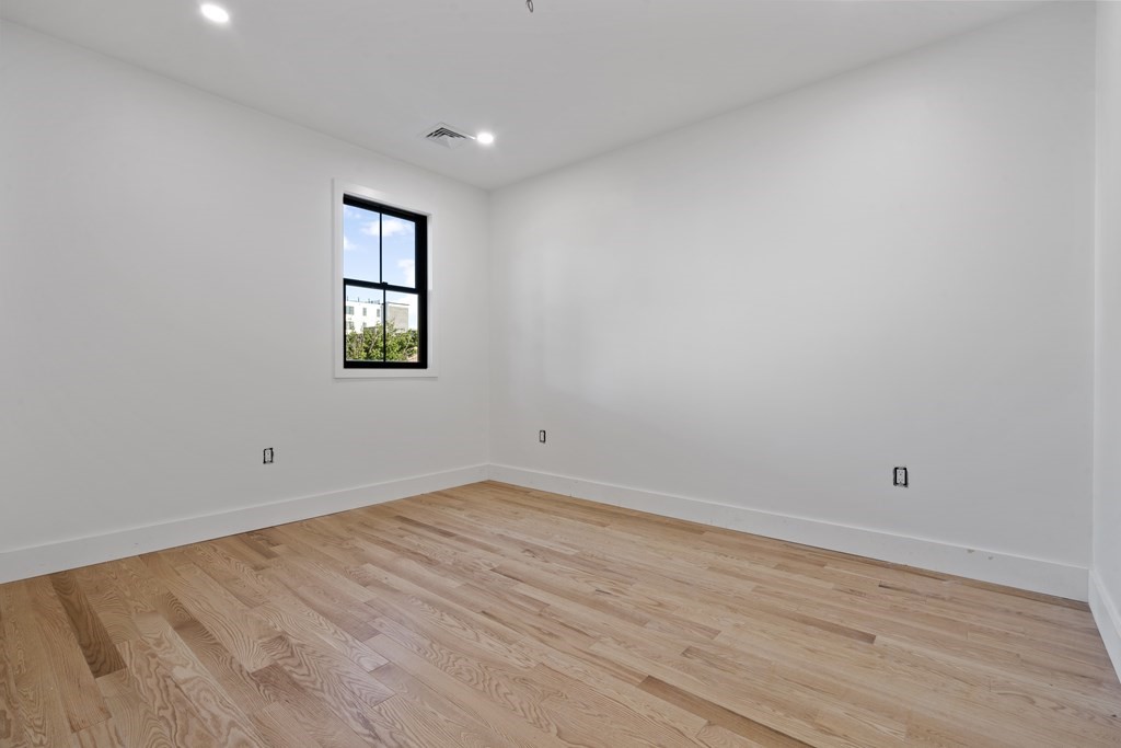 4 bed, 3 bath apartment for rent at 3 Pulaski Ave, South Boston — photo 8 of 19