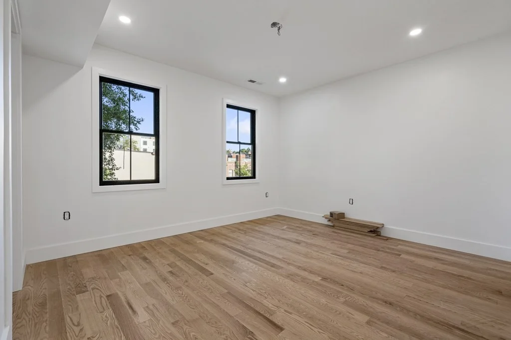 4 bed, 3.5 bath apartment for rent at 3 Pulaski Ave Unit 1, South Boston — photo 17 of 19