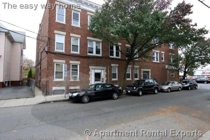2 bed, 1 bath apartment for rent at 3 Quincy St Unit 4, Union Square — photo 18 of 24