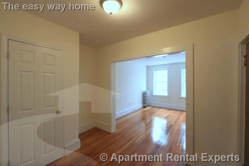 2 bed, 1 bath apartment for rent at 3 Quincy St Unit 4, Union Square — photo 10 of 24