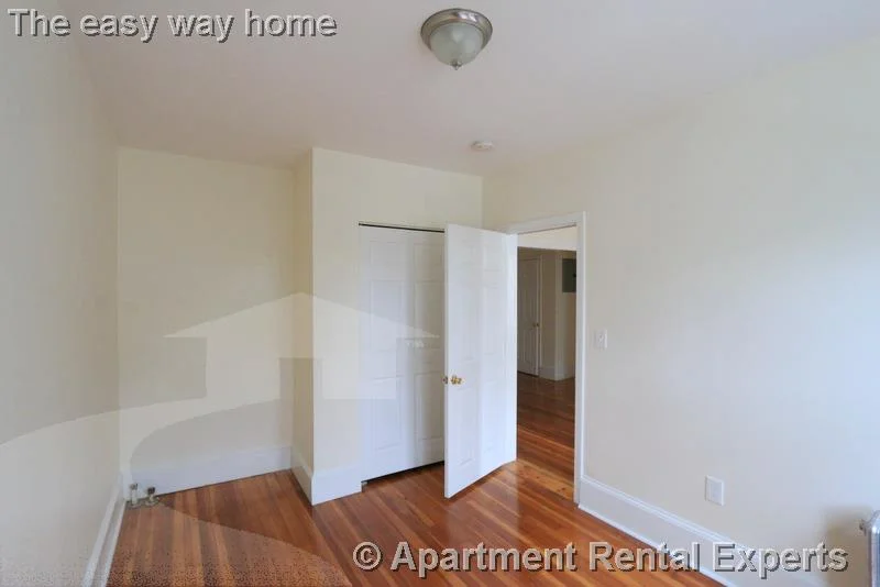 2 bed, 1 bath apartment for rent at 3 Quincy St Unit 4, Union Square — photo 5 of 24