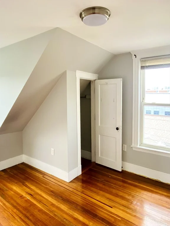 2 bed, 1 bath apartment for rent at 3 Raymond Rd Unit 3, Downtown — photo 7 of 10
