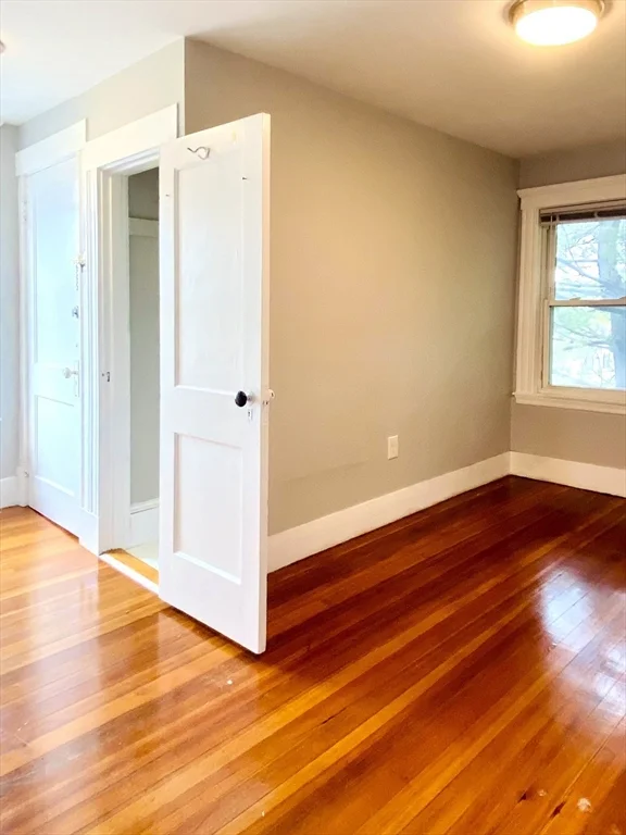 2 bed, 1 bath apartment for rent at 3 Raymond Rd Unit 3, Downtown — photo 8 of 10