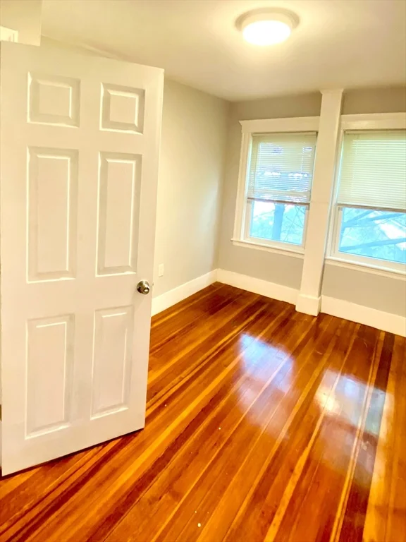 2 bed, 1 bath apartment for rent at 3 Raymond Rd Unit 3, Downtown — photo 6 of 10