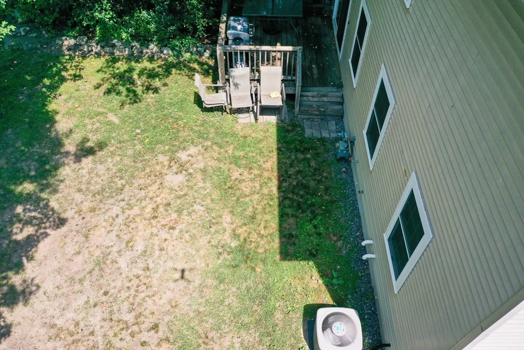 3 bed, 2 bath apartment for rent at 3 Redwood, Lynnfield — photo 36 of 39