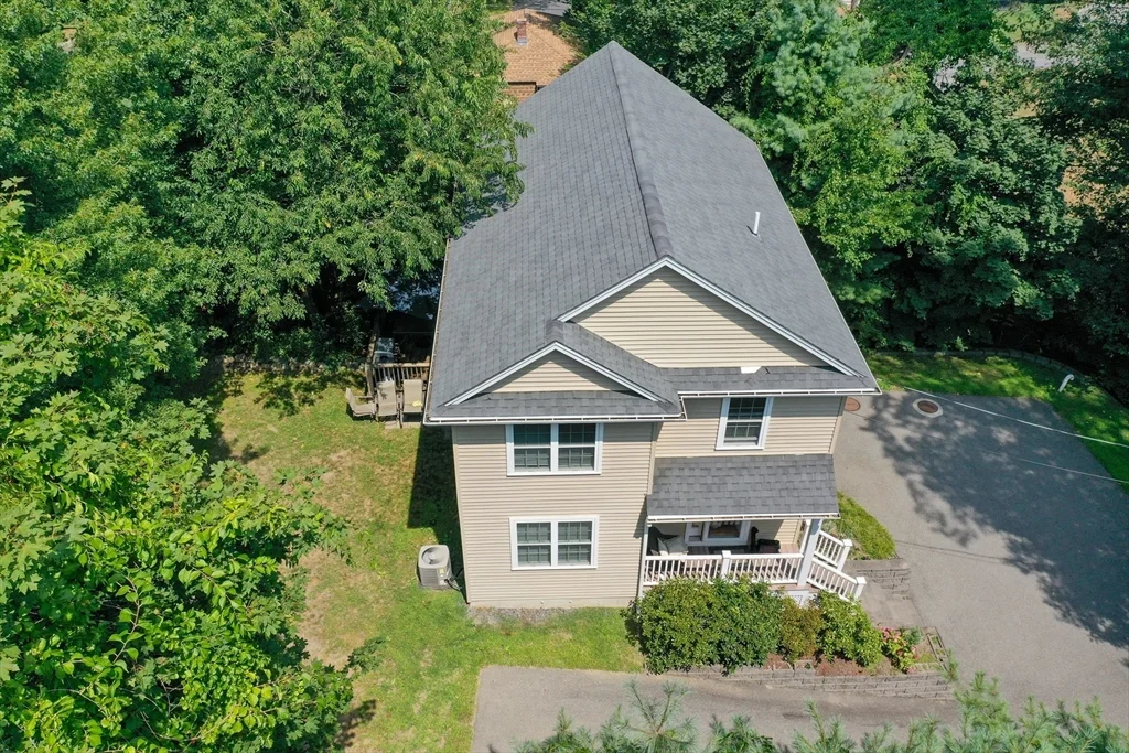 3 bed, 2 bath apartment for rent at 3 Redwood, Lynnfield — photo 3 of 39