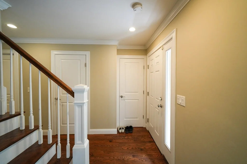 3 bed, 2 bath apartment for rent at 3 Redwood, Lynnfield — photo 14 of 39