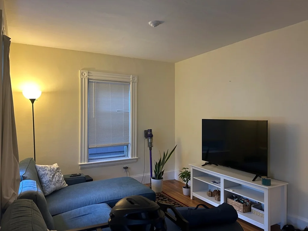 3 bed, 2 bath apartment for rent at 3 Rena St Unit 0, Allston — photo 2 of 7