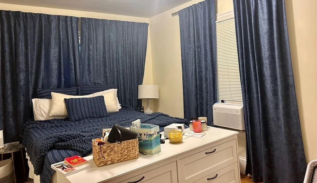 3 bed, 2 bath apartment for rent at 3 Rena St Unit 0, Allston — photo 6 of 7