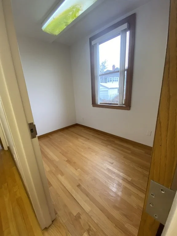 3 bed, 1 bath apartment for rent at 3 Richwood St Unit 2, West Roxbury — photo 4 of 11