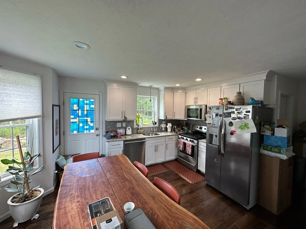 2 bed, 1 bath apartment for rent at 3 Riley Rd Unit 3, Tyngsborough — photo 4 of 19
