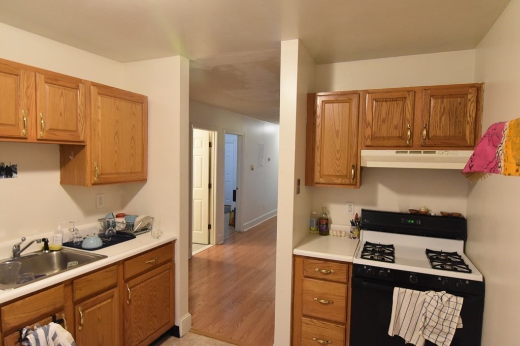 2 bed, 1 bath apartment for rent at 3 Saxton St Unit 1, Dorchester — photo 7 of 26