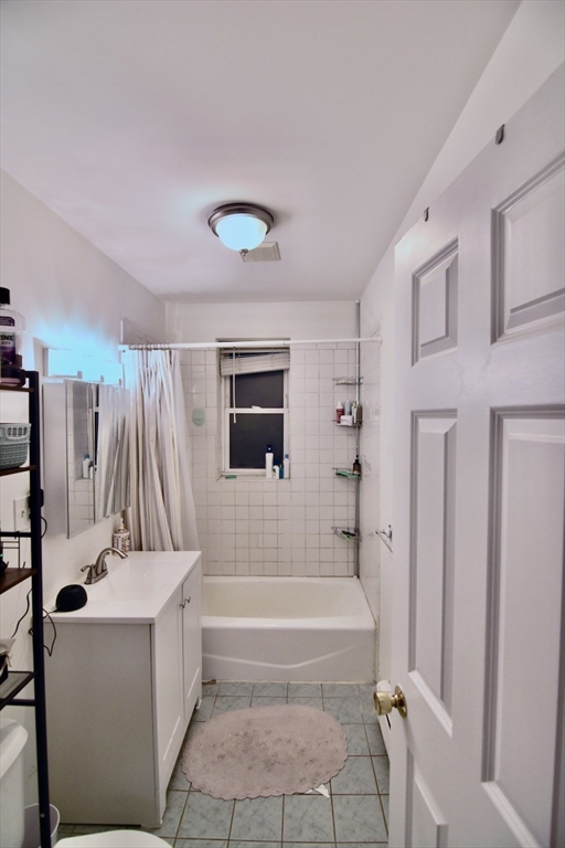 2 bed, 1 bath apartment for rent at 3 Saxton St Unit 1, Dorchester — photo 21 of 26
