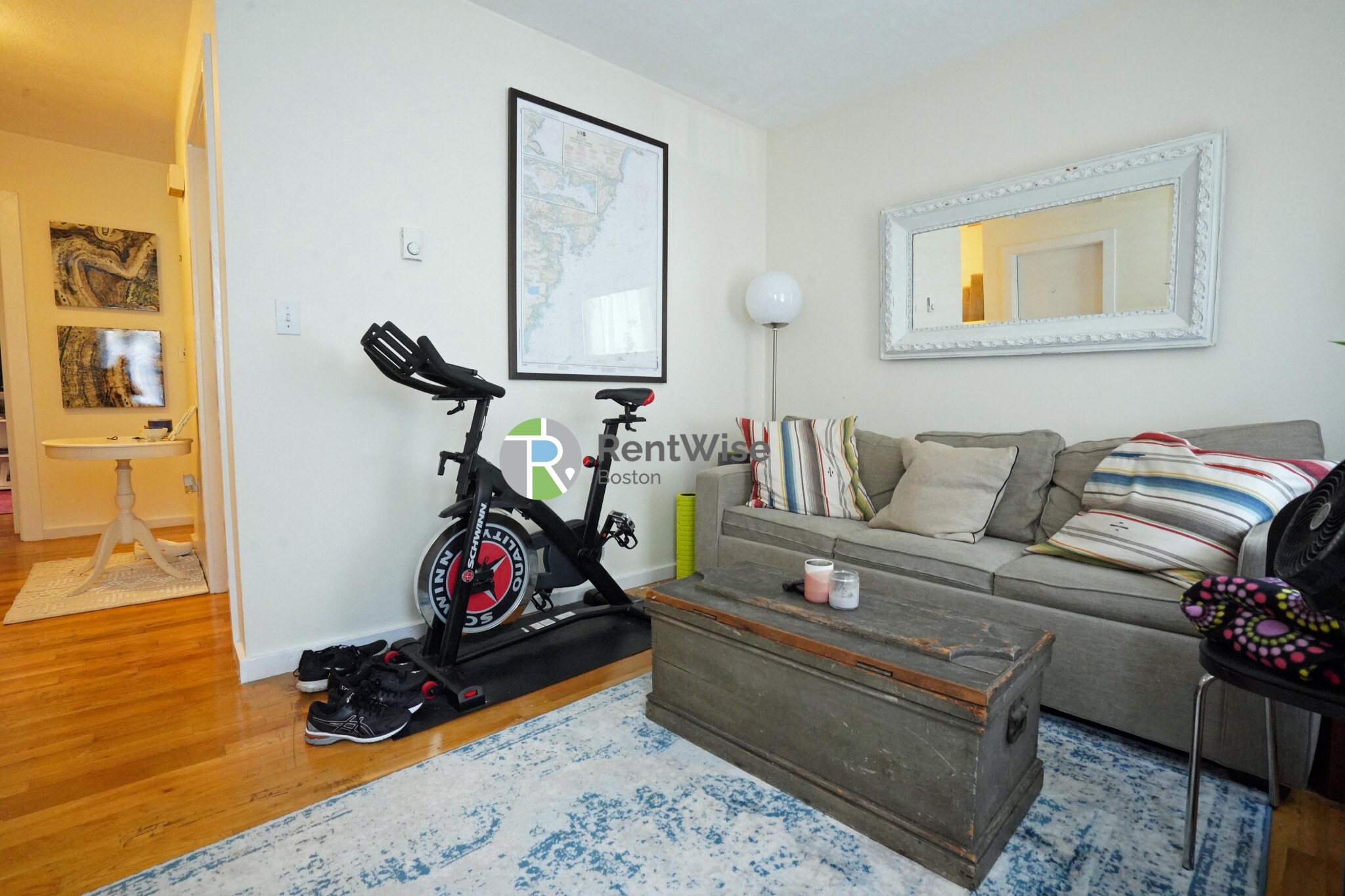 2 bed, 1 bath apartment for rent at 3 Schrepel Pl Unit 2, South Boston — photo 3 of 18