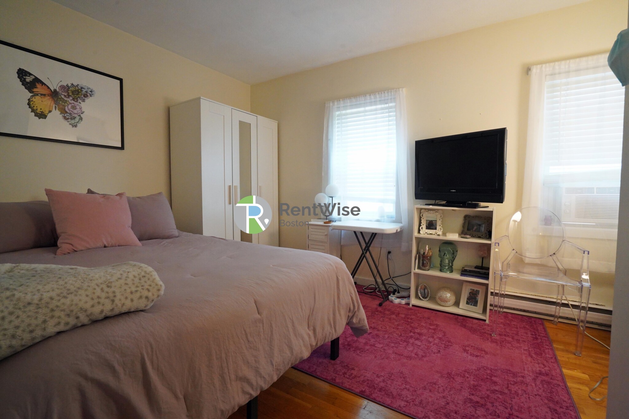 2 bed, 1 bath apartment for rent at 3 Schrepel Pl Unit 2, South Boston — photo 9 of 18