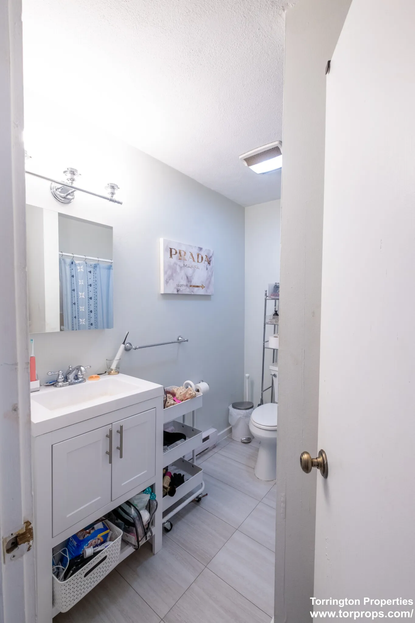 2 bed, 1 bath apartment for rent at 3 Schrepel Pl Unit 3, South Boston — photo 24 of 29