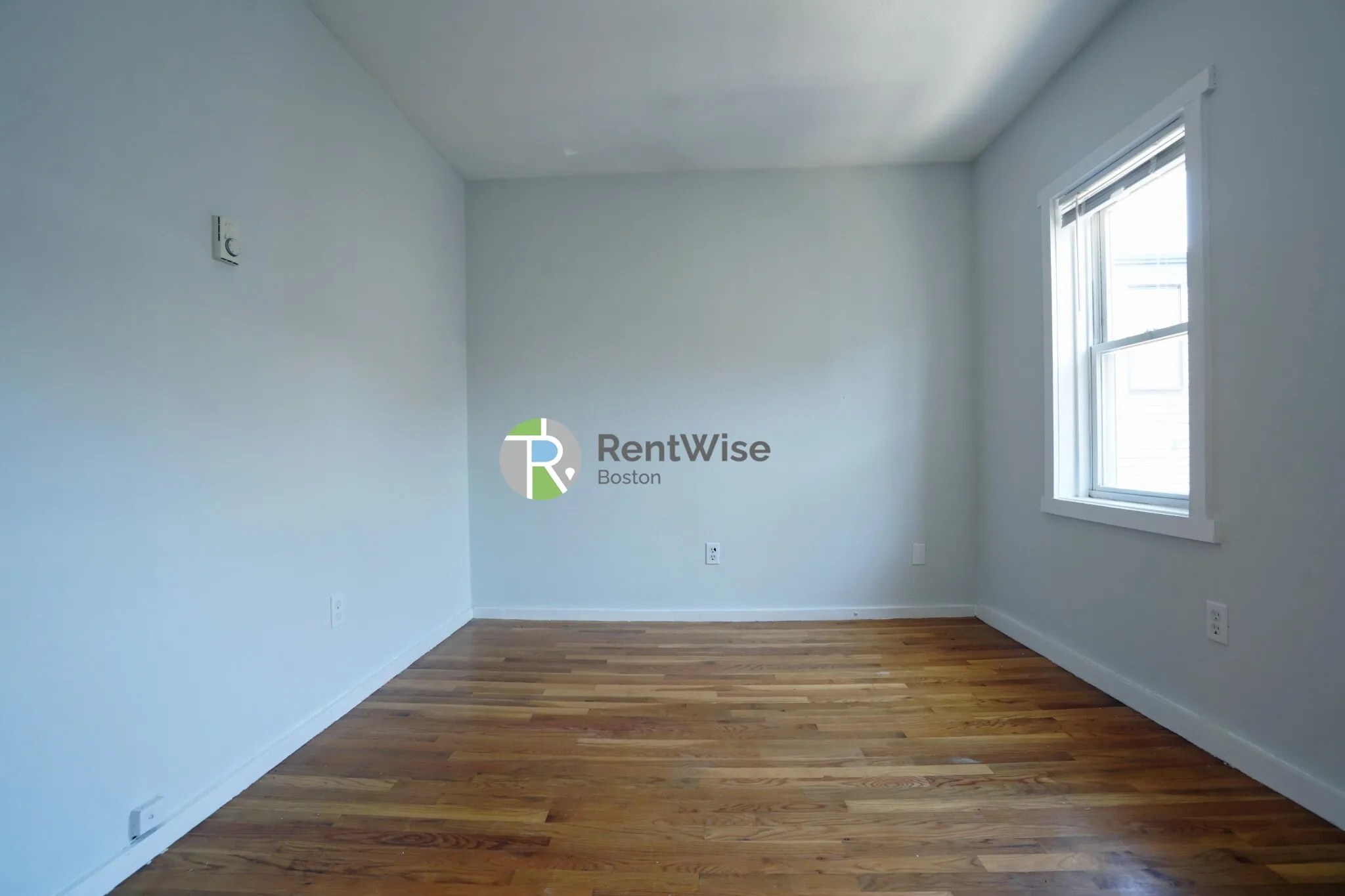 2 bed, 1 bath apartment for rent at 3 Schrepel Pl Unit 3, South Boston — photo 2 of 29