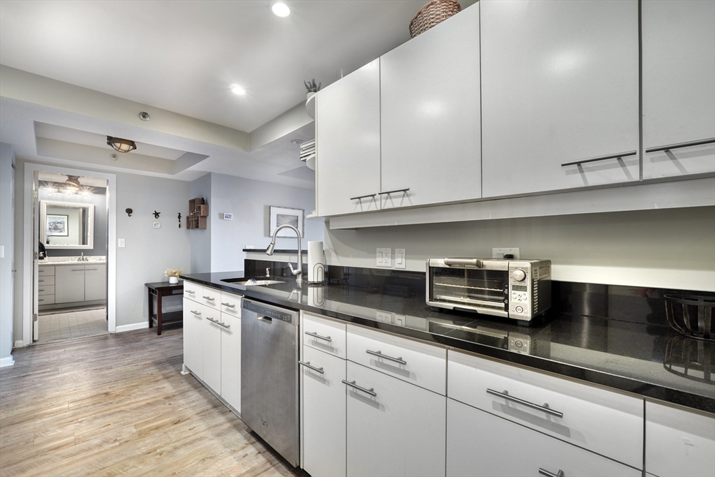 1 bed, 1 bath apartment for rent at 3 Seal Harbor Rd Unit 434, Winthrop — photo 8 of 36