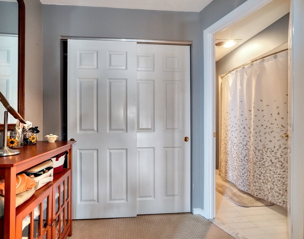 1 bed, 1 bath apartment for rent at 3 Seal Harbor Rd Unit 434, Winthrop — photo 15 of 36