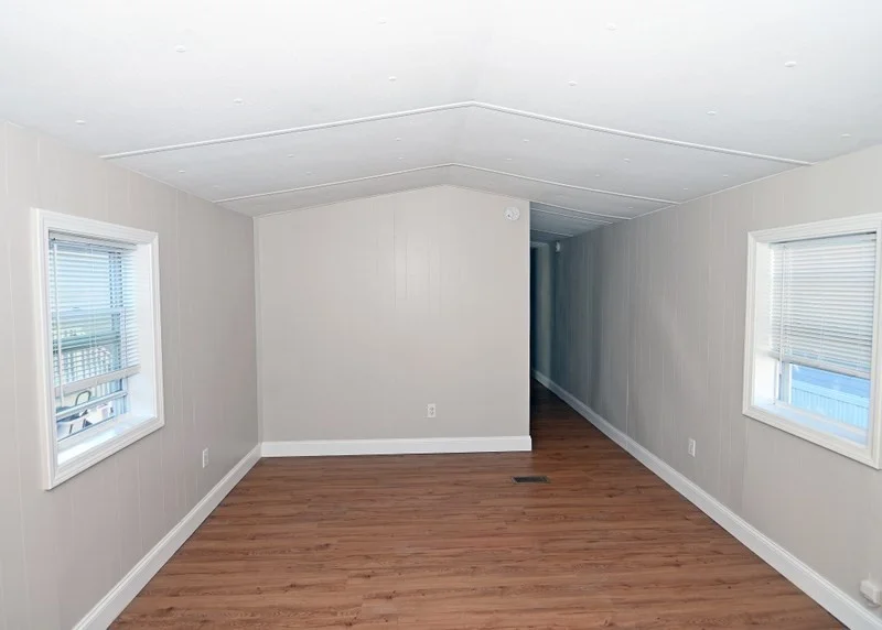 2 bed, 1 bath apartment for rent at 3 Sean Circle Unit 3, East Wareham — photo 6 of 9