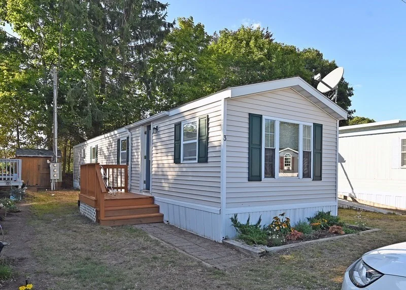 2 bed, 1 bath apartment for rent at 3 Sean Circle Unit 3, East Wareham