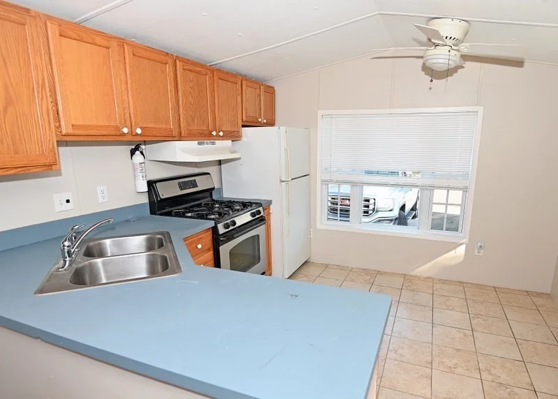 2 bed, 1 bath apartment for rent at 3 Sean Circle Unit 3, East Wareham — photo 4 of 9