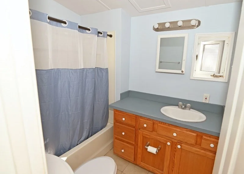 2 bed, 1 bath apartment for rent at 3 Sean Circle Unit 3, East Wareham — photo 8 of 9