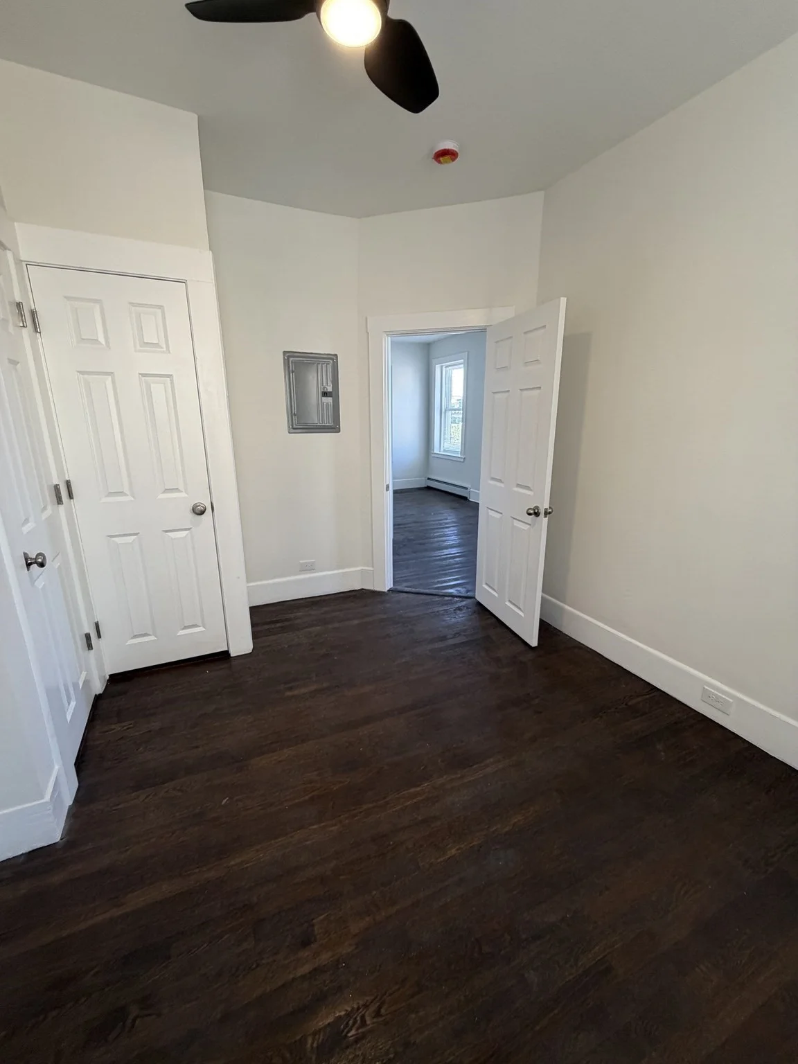 1 bed, 1 bath apartment for rent at 3 Silver Pl Unit 3, Beacon Hill — photo 4 of 5