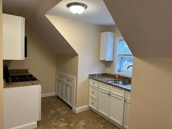 2 bed, 1 bath apartment for rent at 3 South Lincoln St Unit 3, Bradford — photo 3 of 14