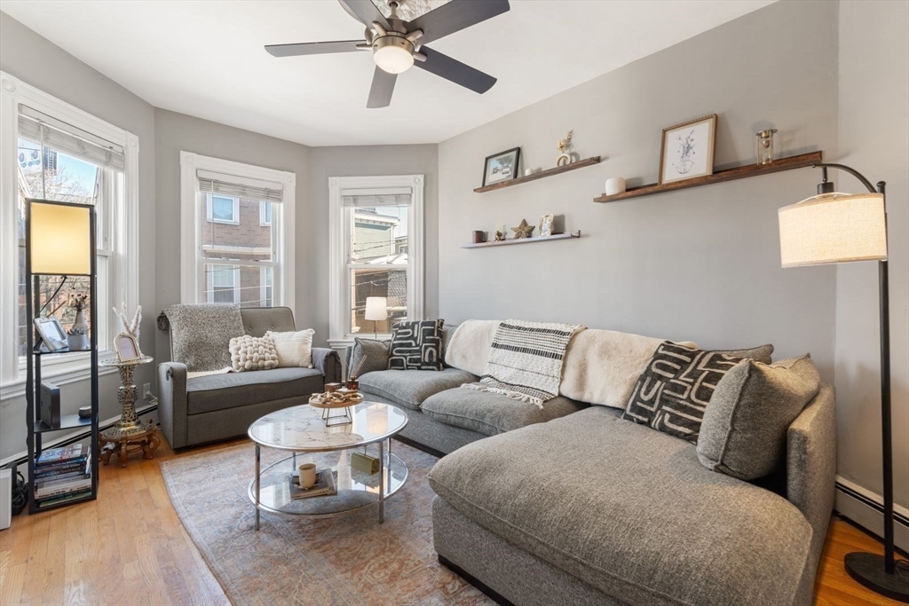 3 bed, 1 bath apartment for rent at 3 Spring Garden Unit 2A, Dorchester — photo 7 of 20