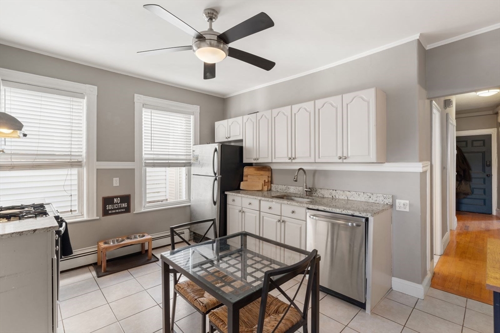 3 bed, 1 bath apartment for rent at 3 Spring Garden Unit 2A, Dorchester