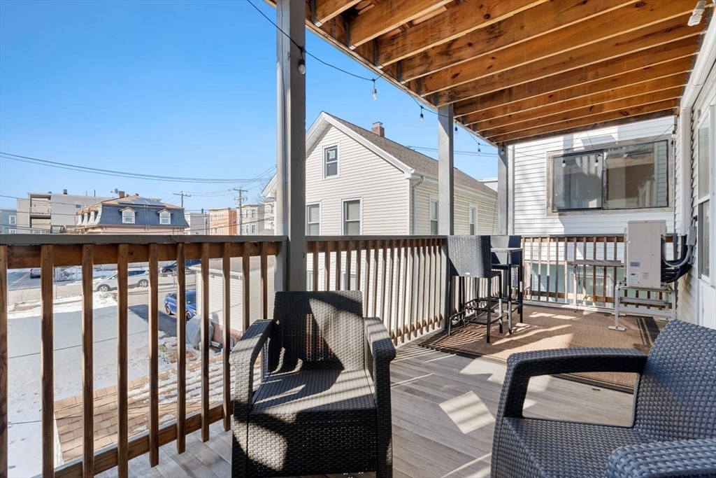 3 bed, 1 bath apartment for rent at 3 Spring Garden Unit 2A, Dorchester — photo 6 of 20
