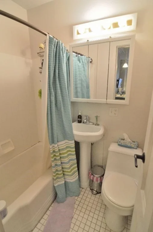Studio bed, 1 bath apartment for rent at 3 Saint Charles St Unit 3, South End — photo 7 of 9