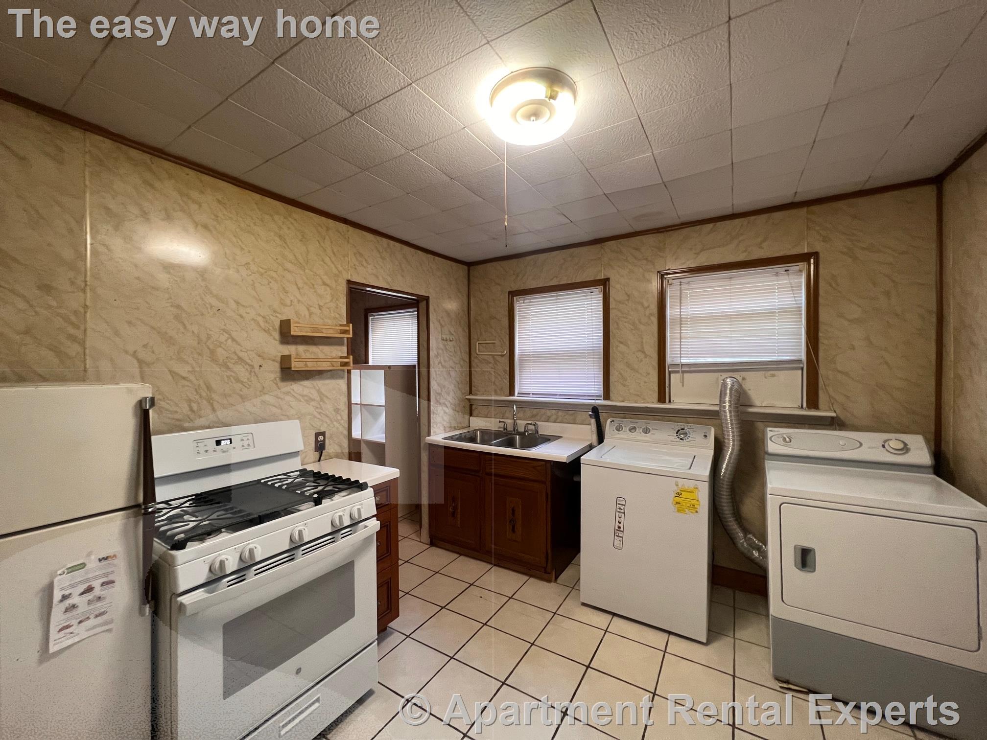 2 bed, 1 bath apartment for rent at 3 St Clements Rd, Tufts — photo 6 of 15