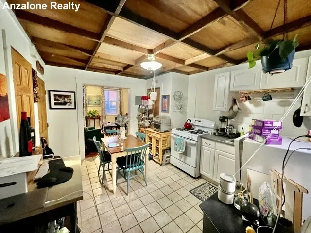 1.5 bed, 1 bath apartment for rent at 3 Stillman St Unit 2, North End — photo 2 of 16