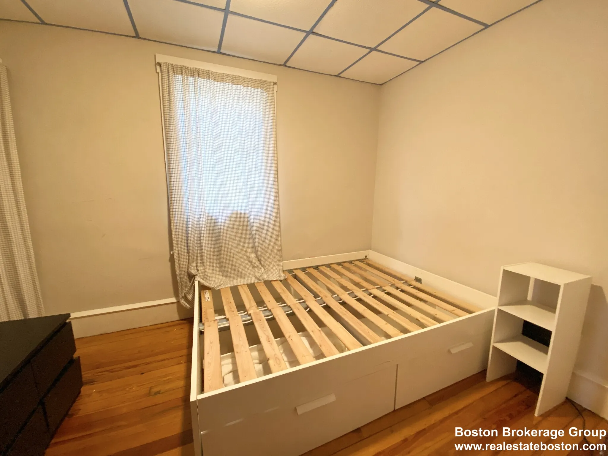 3 bed, 1 bath apartment for rent at 3 Sudan St Unit 3, Dorchester — photo 5 of 6