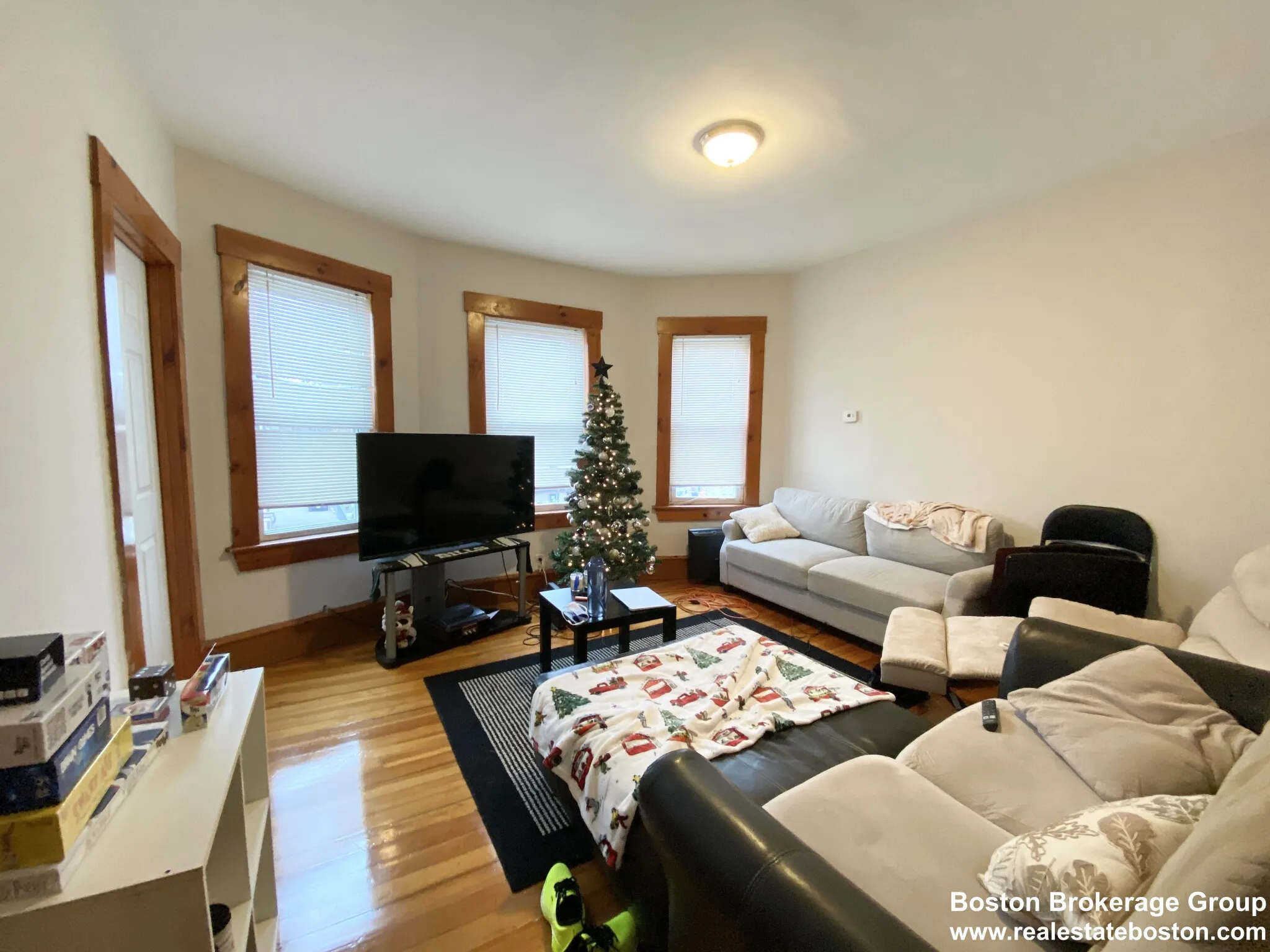 3 bed, 1 bath apartment for rent at 3 Sudan St Unit 3, Dorchester — photo 2 of 6
