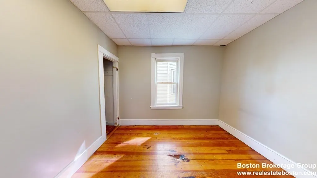 3 bed, 1 bath apartment for rent at 3 Sudan Unit 2, Boston — photo 6 of 14