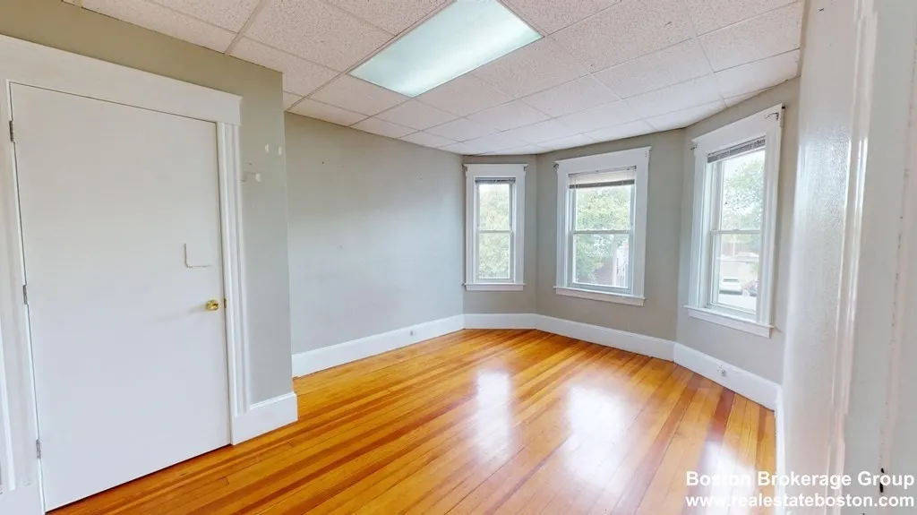 3 bed, 1 bath apartment for rent at 3 Sudan Unit 2, Boston — photo 7 of 14