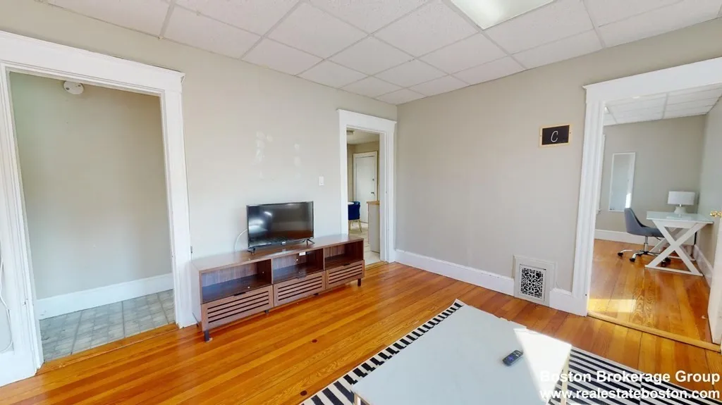 3 bed, 1 bath apartment for rent at 3 Sudan Unit 2, Boston — photo 5 of 14