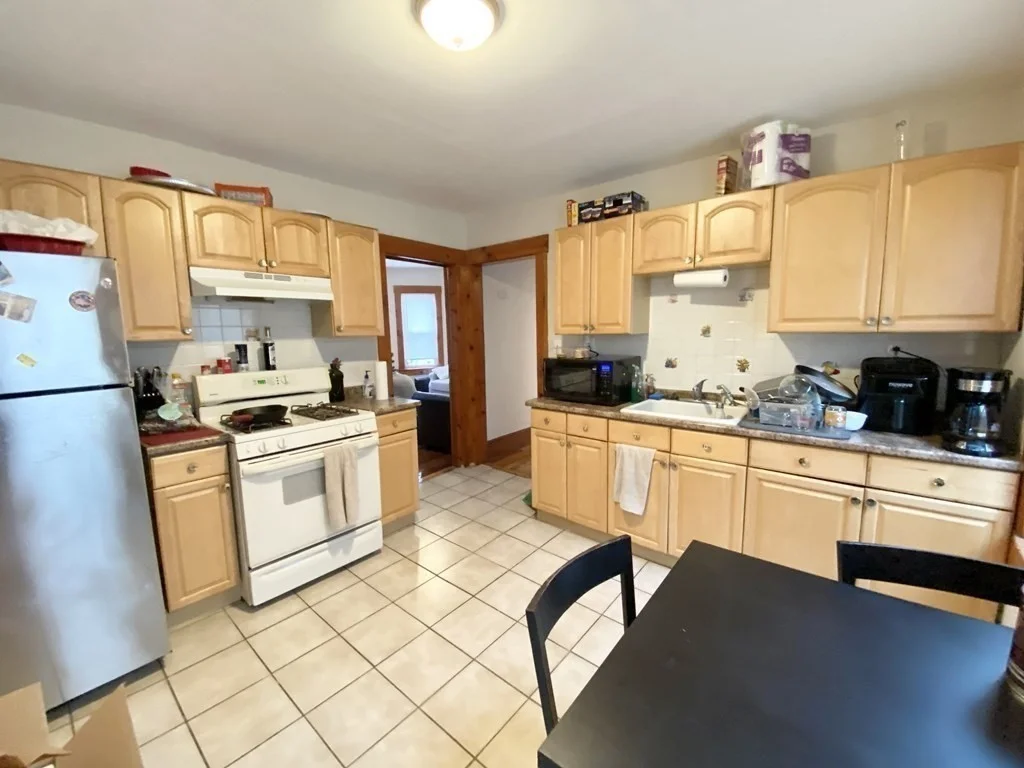 3 bed, 1 bath apartment for rent at 3 Sudan Unit 3, Dorchester — photo 2 of 6
