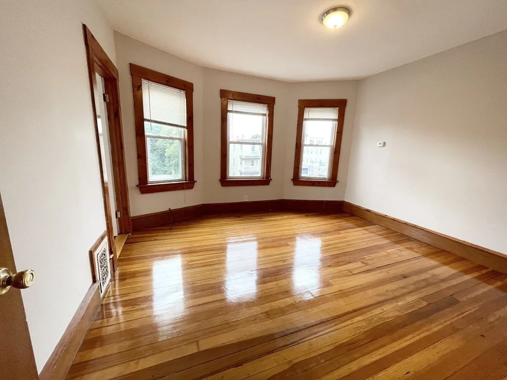 3 bed, 1 bath apartment for rent at 3 Sudan Unit 3, Dorchester — photo 5 of 6