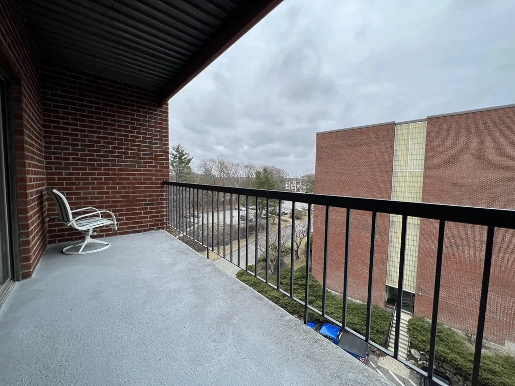 2 bed, 2 bath apartment for rent at 3 Summit Dr Unit 61, Reading — photo 11 of 12