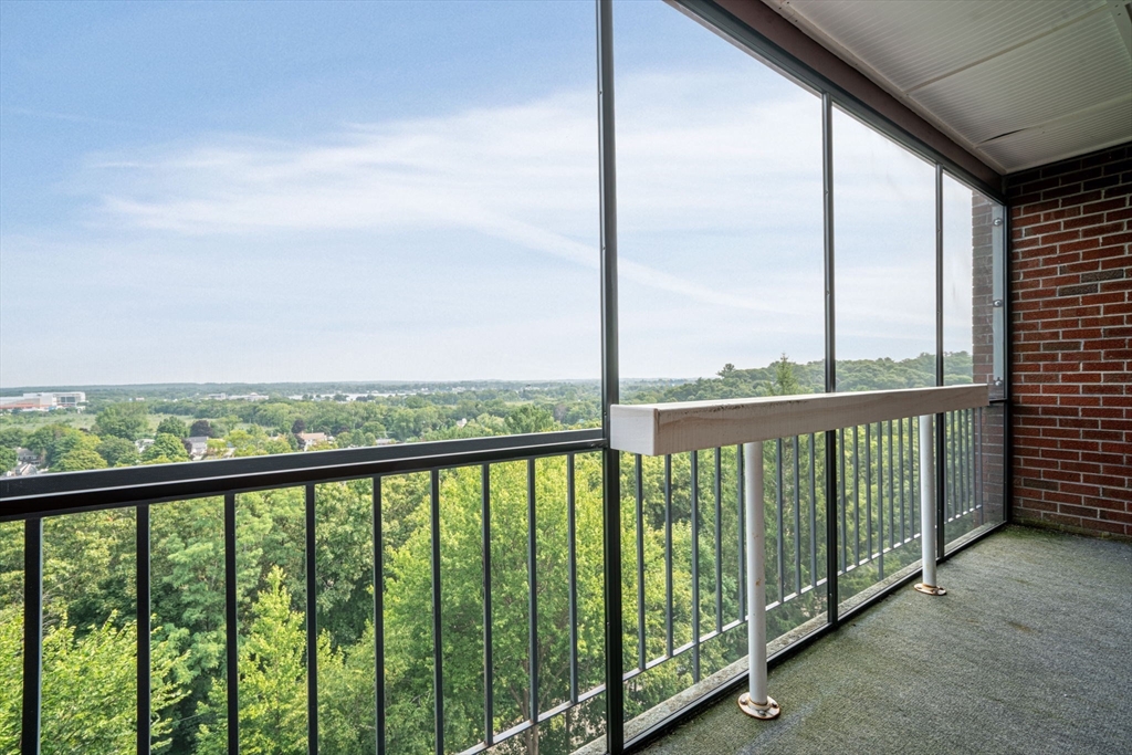 1 bed, 1 bath apartment for rent at 3 Summit Dr Unit 68, Reading — photo 12 of 20