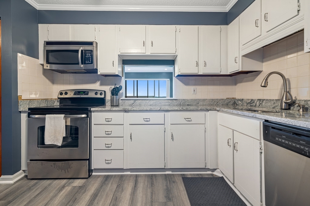 1 bed, 1 bath apartment for rent at 3 Summit Dr Unit 68, Reading — photo 6 of 20