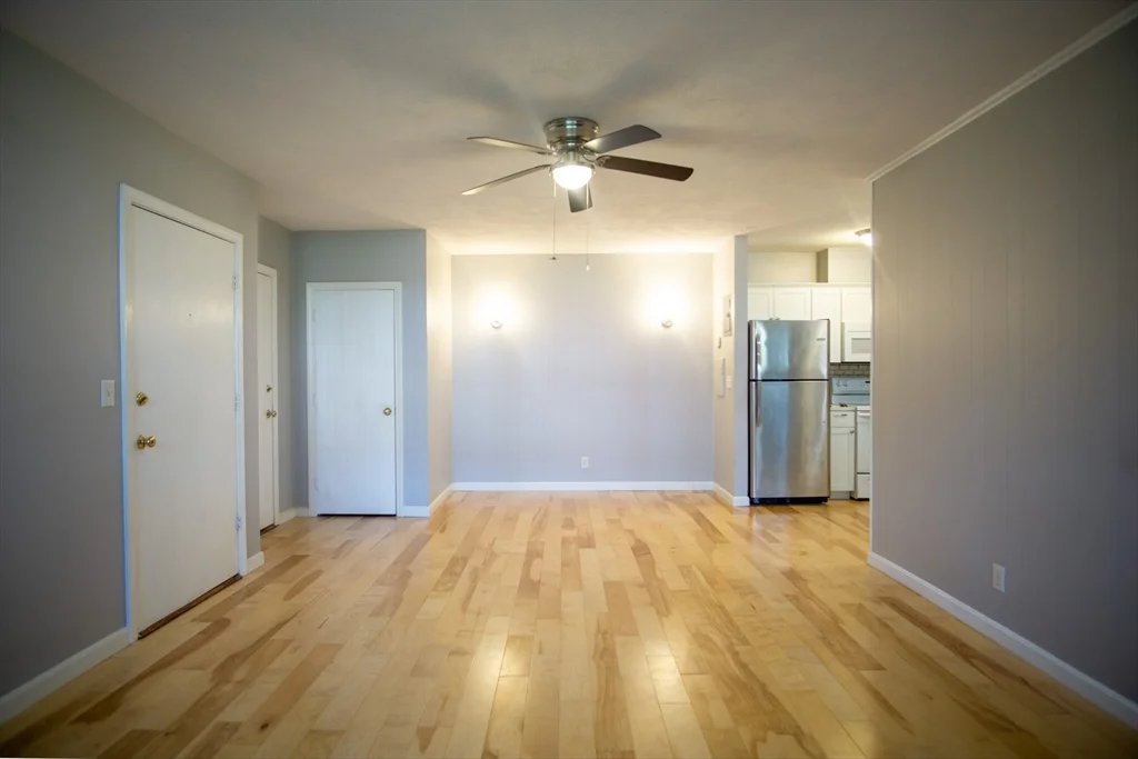 1 bed, 1 bath apartment for rent at 3 Tara Dr Unit 4, Weymouth — photo 10 of 15