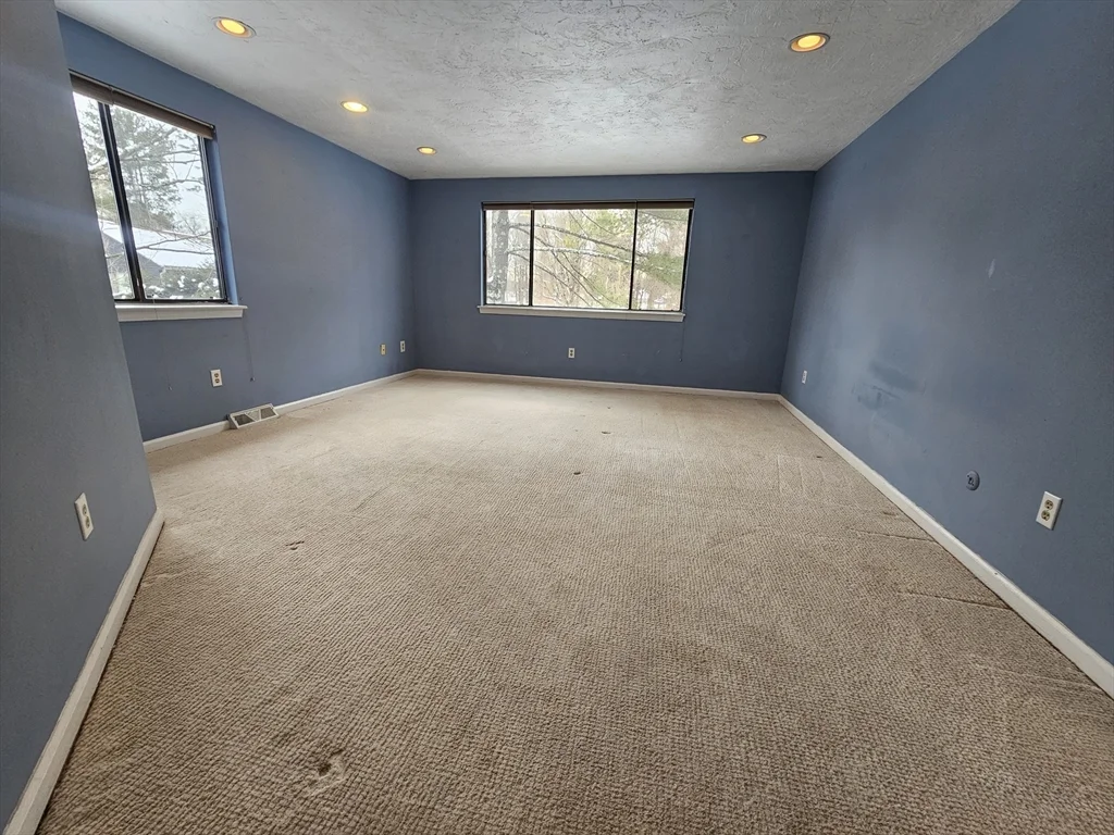 2 bed, 2 bath apartment for rent at 3 Treetop Park Unit 3, Westborough — photo 6 of 14